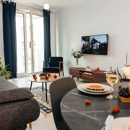 Maya's Flats & 52 - Aura 40 Apartmán