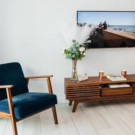 Maya's Flats & 52 - Aura 40 Apartmán *