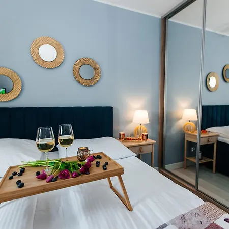 Maya's Flats & 52 - Aura 40 Gdańsk