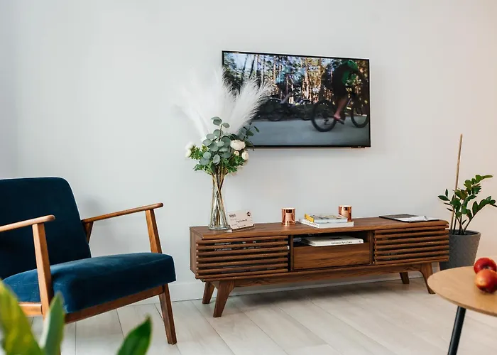 Daire Maya's Flats & 52 - Aura 40