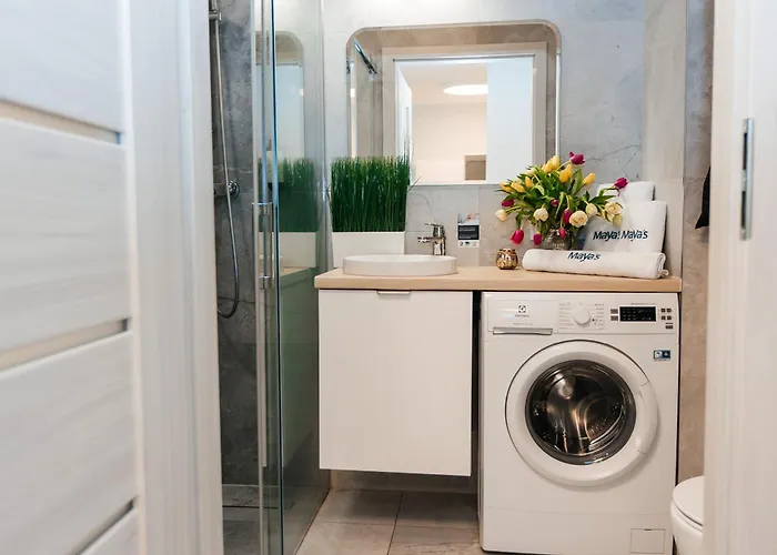 Daire Maya's Flats & 52 - Aura 40